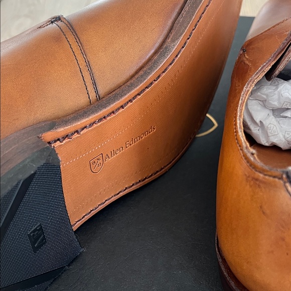 Allen Edmonds Men\'s Brown Leather Oxfords